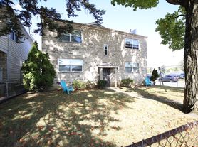 1626 W 3rd Ave, Columbus, OH