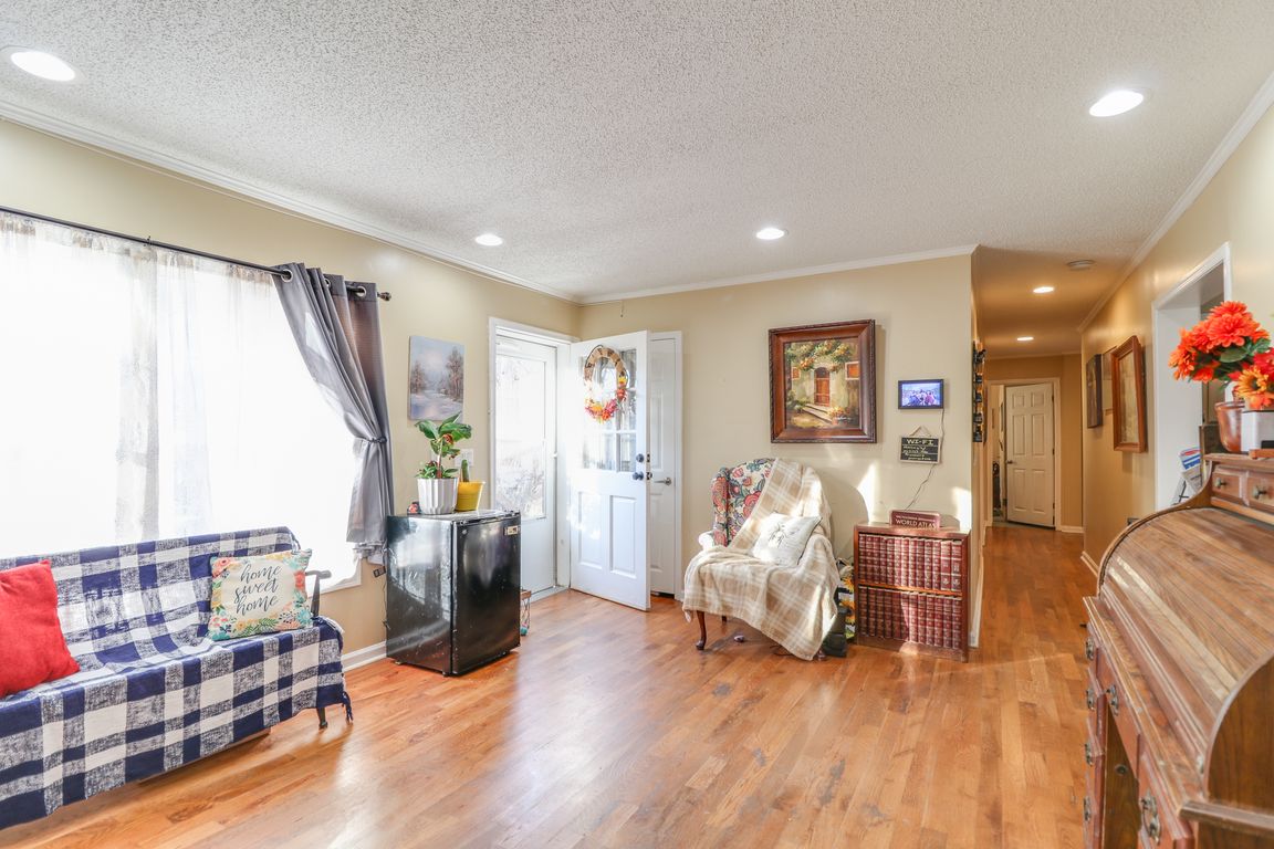 next background image