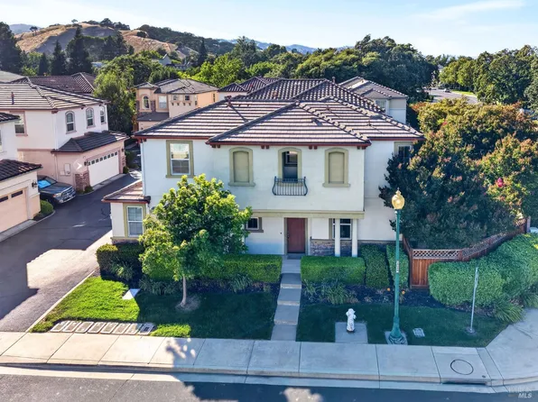 101 Barbera Court, Vacaville, CA 95687