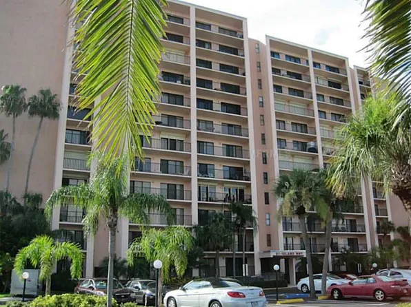 51 Island Way APT 1106, Clearwater, FL 33767