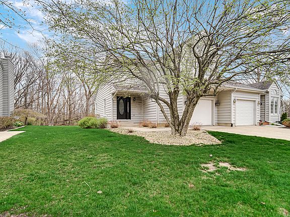 2nd image of 3808 Chimney Hill Dr