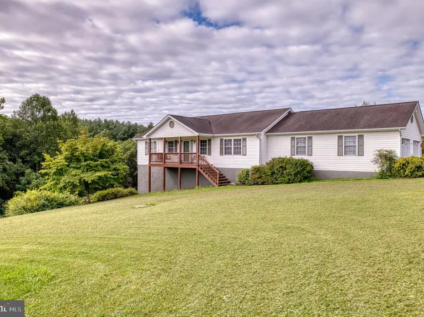 13151 Berry Ln, Boston, VA 22713