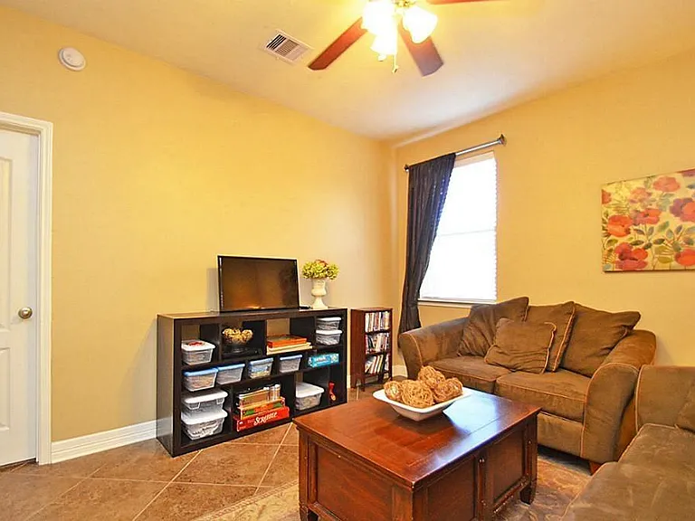 24562 Carlton Springs Ln — Photo 11