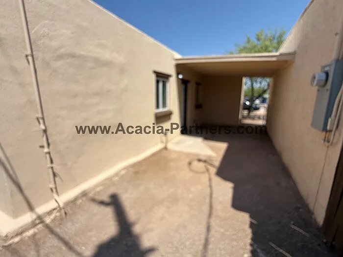 2917 N Park Ave — Photo 3