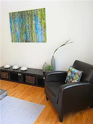 Sold by Griffin Real Estate Group | media 11