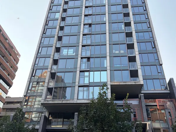 1133 Hornby St #507, Vancouver, BC V6Z 1W1