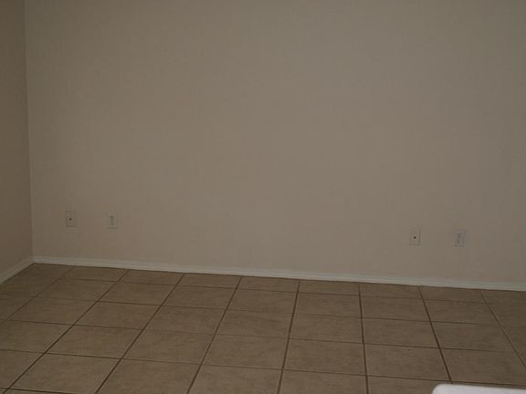 5th image of 2441 Cardenas Dr NE
