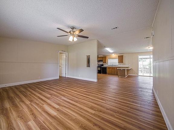 5th image of 5306 Twin Pines Ct