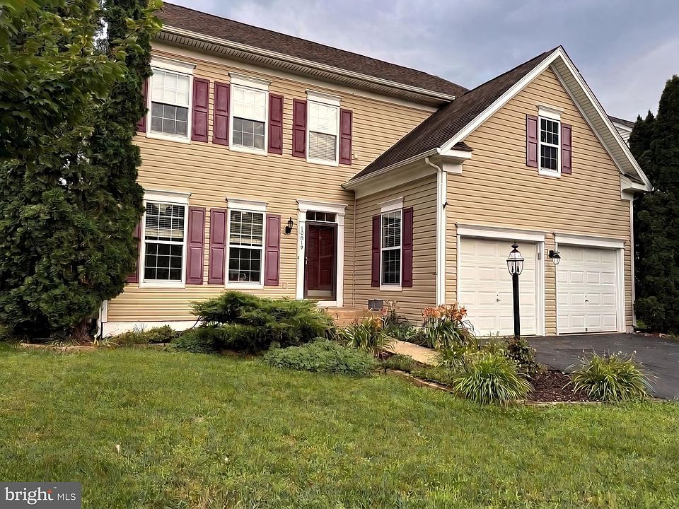 1st image of 10019 Naughton Ct