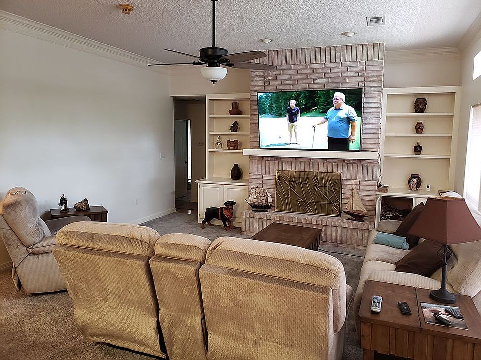 1st image of 30176 Dresden Dr