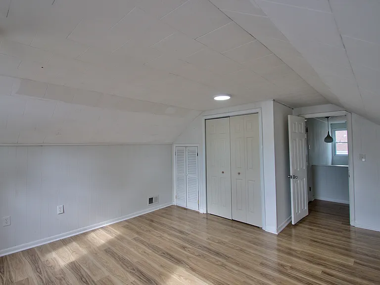 505 Nassau St — Photo 32