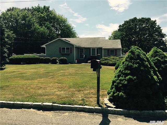 2nd image of 1654 Feureisen Ave