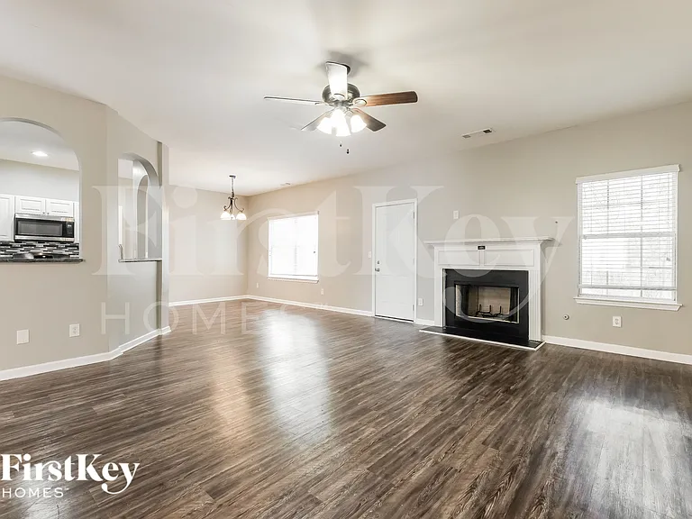 7864 Wrotham Cir — Photo 4