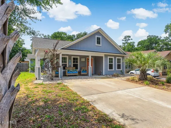 227 NE 38th Street, Oak Island, NC 28465