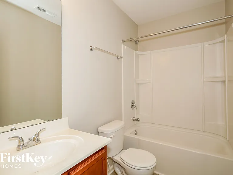 913 Bolivia Dr — Photo 13