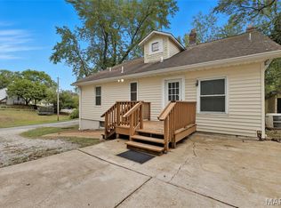 6899 Circle Dr, Cedar Hill, MO 63016