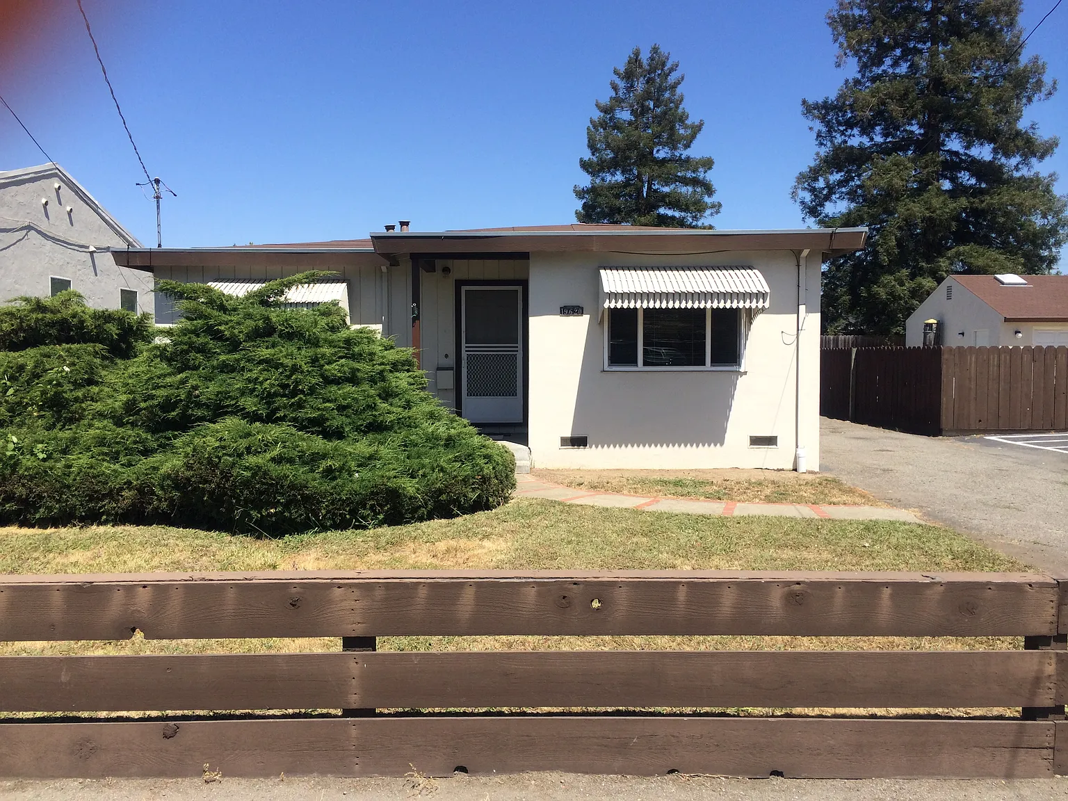 19620 Parsons Ave photo 1