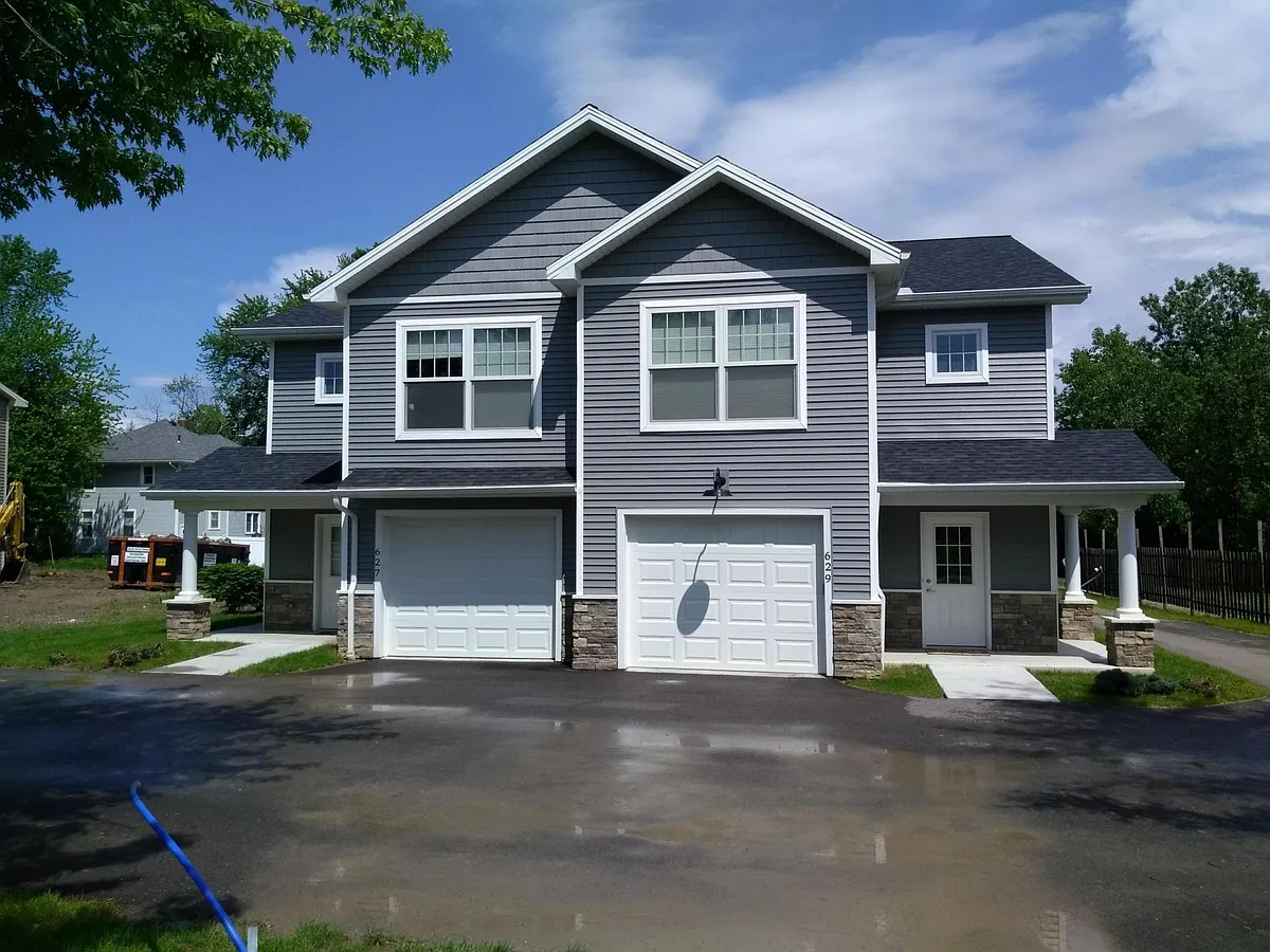 Building Photo - 3003 Luverne Ave