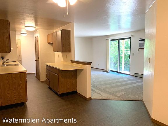 3rd image of 568 N Danz Ave APT 11