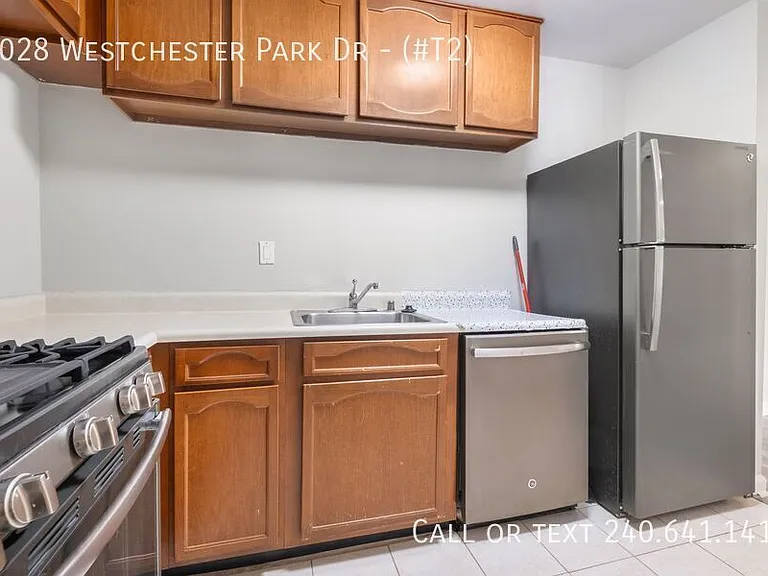 6028 Westchester Park Dr #T2 — Photo 5