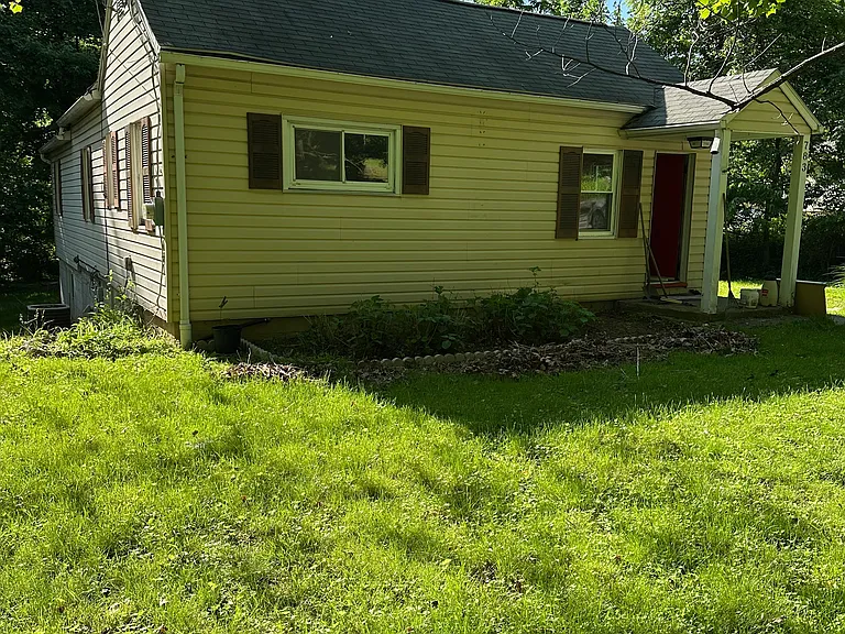 783 Fishing Creek Rd — Photo 2