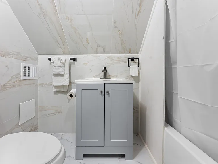 23 Obrien Ct #2 — Photo 11