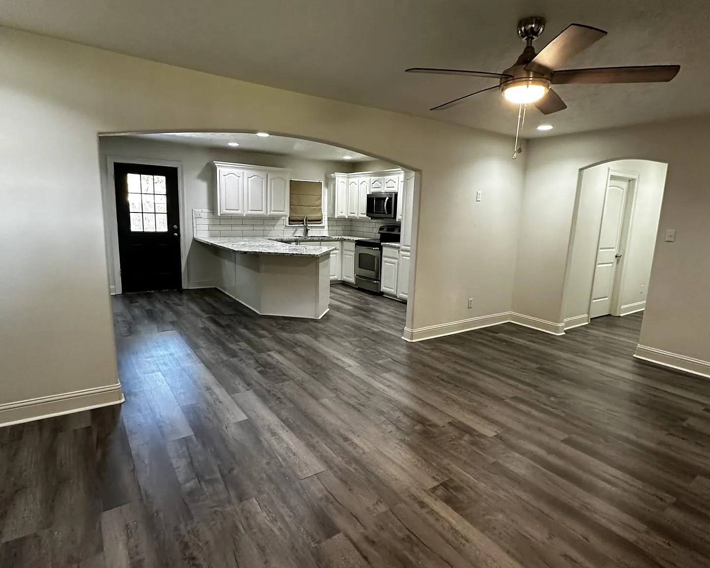 3 bed, 1514 sqft, $1,700 — Photo 3