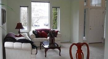 3rd image of 1719 35th Street Pl SE