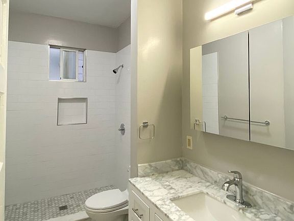 4th image of 874 Greenwich St #874