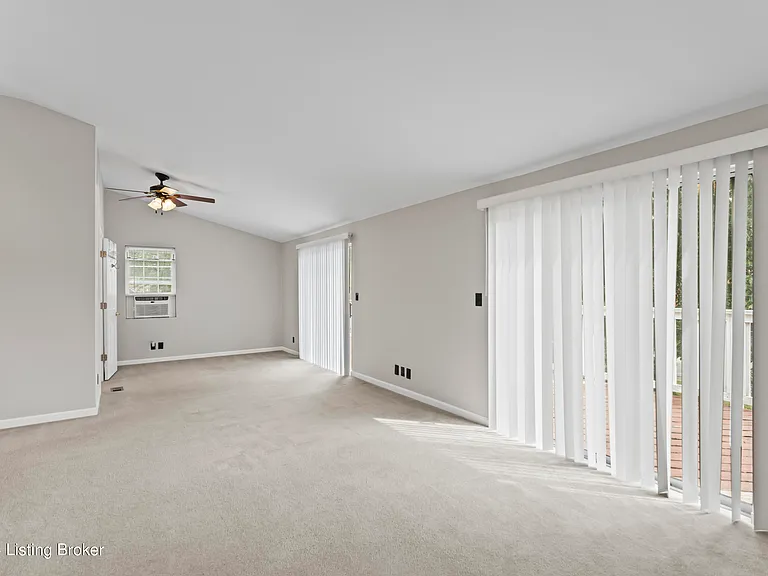 3810 Norbourne Blvd — Photo 18