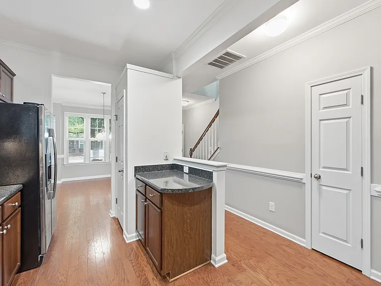 3015 Berkeley Springs Pl — Photo 9