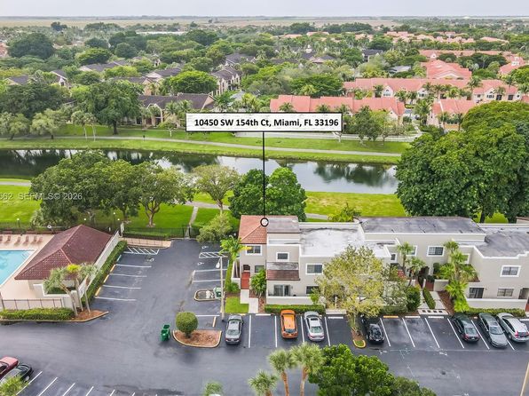 10450 SW 154th Ct APT 8