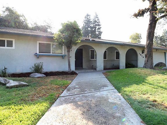 2nd image of 1818 S Royal Oaks Dr