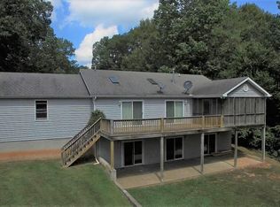 380 Buckhead Dr, Bracey, VA 23919