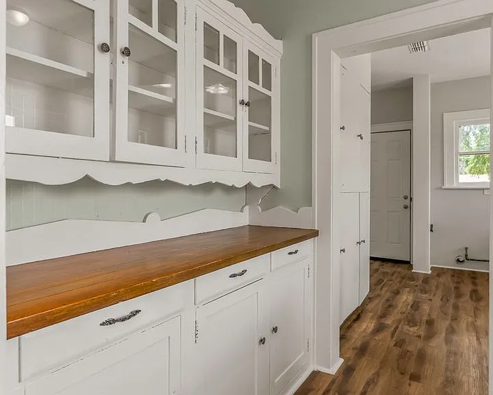 3305 Creswell Ave — Photo 13