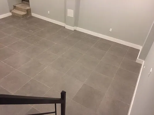 Rented by P Management | media 33