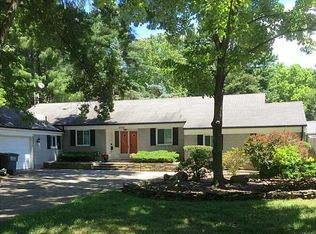 2306 Valley Brook Dr, Toledo, OH 43615