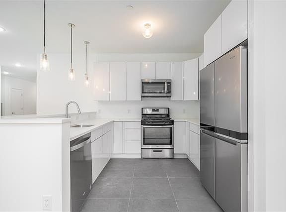 5th image of 8621 River Rd #6D