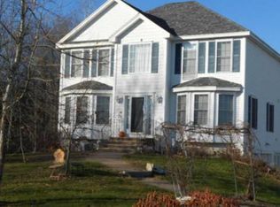 33 Susannahs Xing, Dover, NH 03820