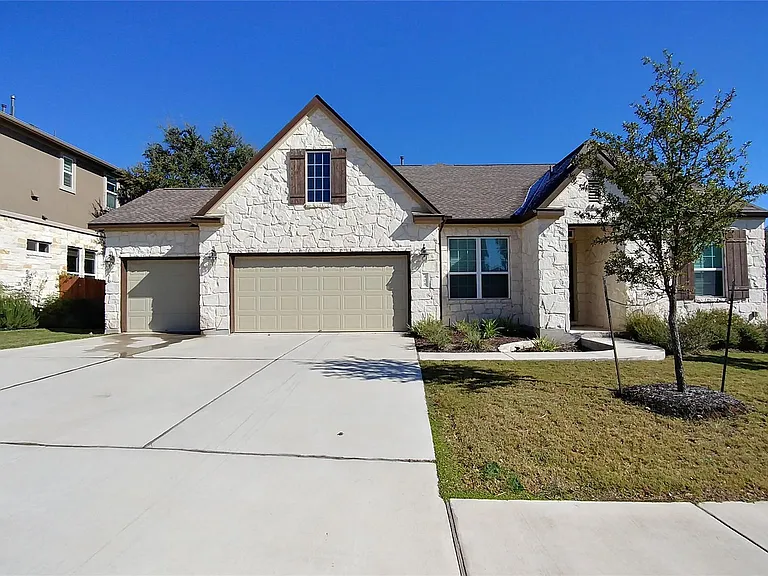 408 Dry Gulch Bnd — Photo 1