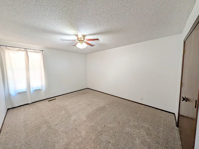 7323 S Canton Ave — Photo 10
