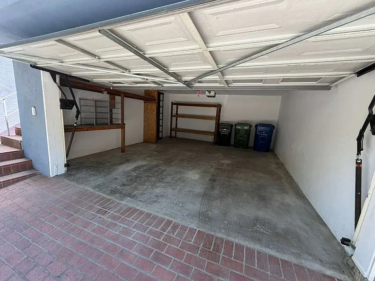 8572 Wonderland Ave — Photo 16