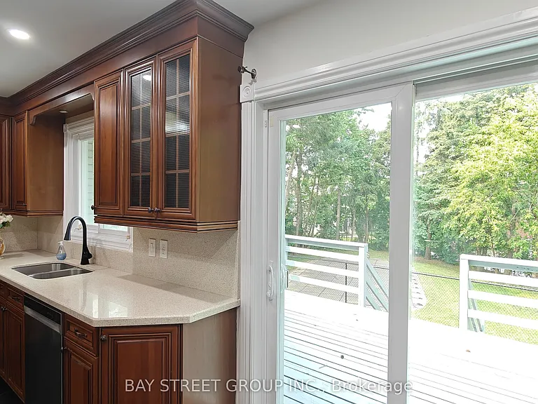 9 Mosedale Cres #UPPER — Photo 20