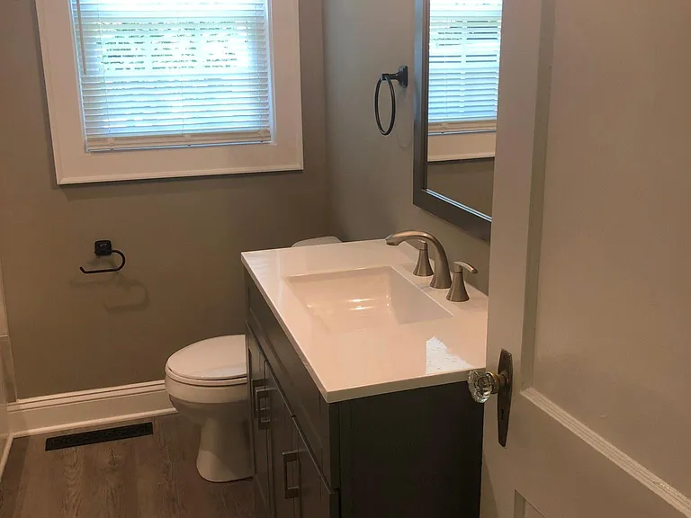 Main Bathroom