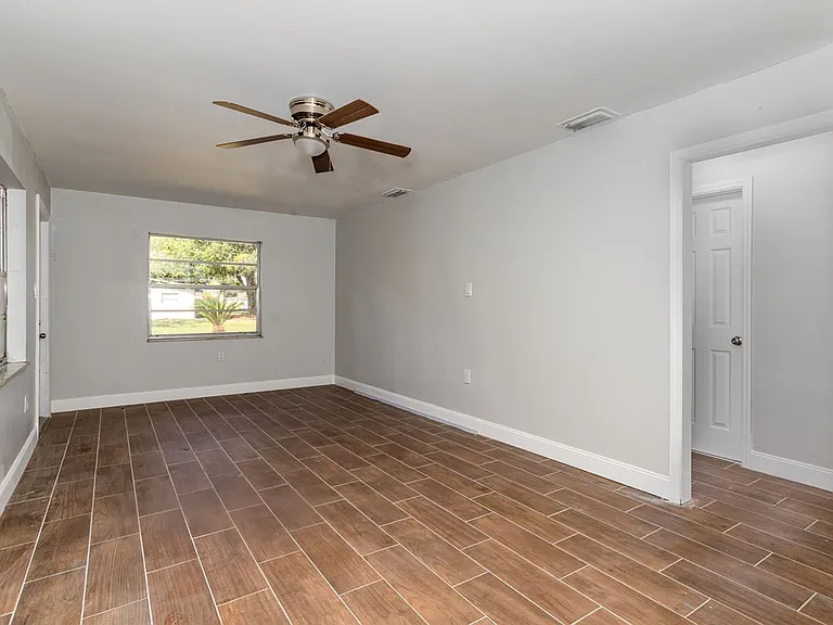 4610 Barley St — Photo 4