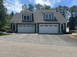 5 Green Rd, Newmarket, NH 03857