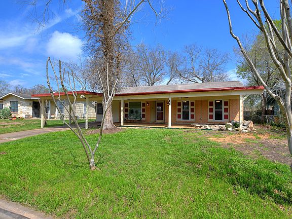 4th image of 1406 Green Forest Dr