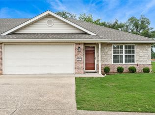801 N 19th St, Rogers, AR 72756