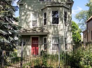 4111 N Whipple St #1, Chicago, IL 60618