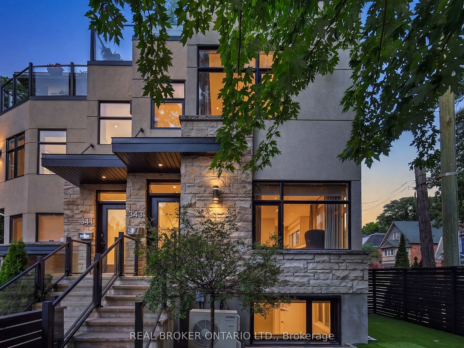 2 bed, $2,500 — Photo 1
